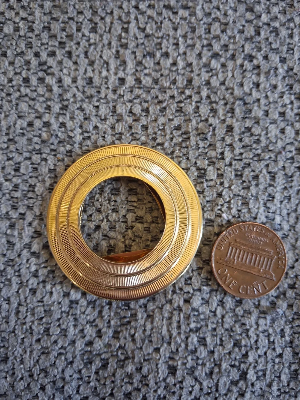 N/A shiny gold
